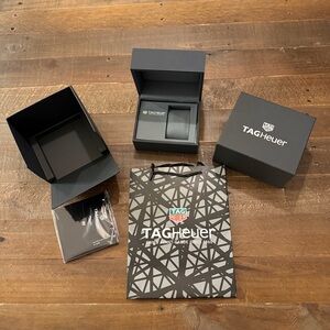 Stock TAG Heuer Black and Gray Packaging Set